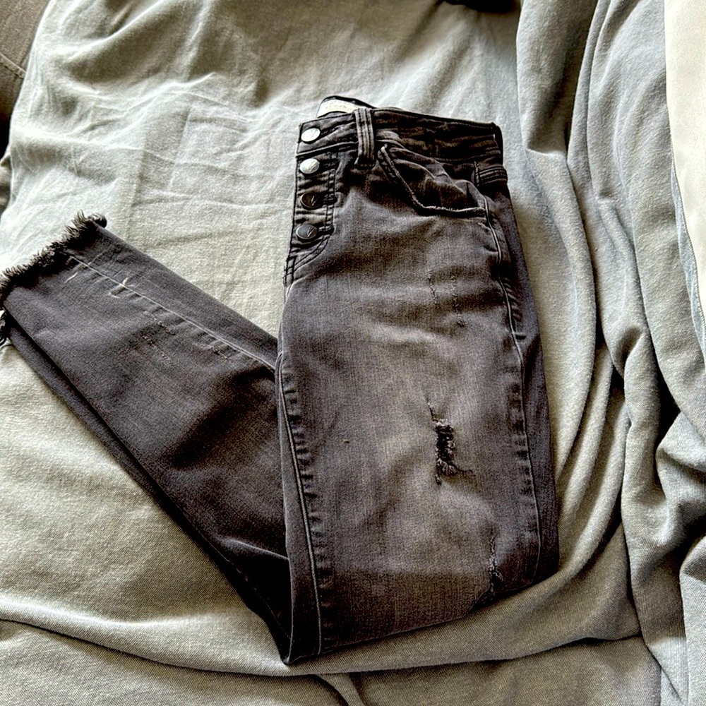 Women’s kancan jeans